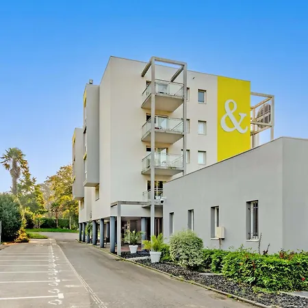 Hotel Port Du Moulin Blanc 3*